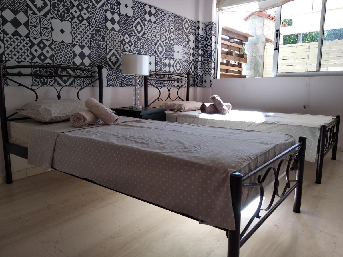 Alternative Country House 10 Minutes From Athens Airport Ártemida Kültér fotó